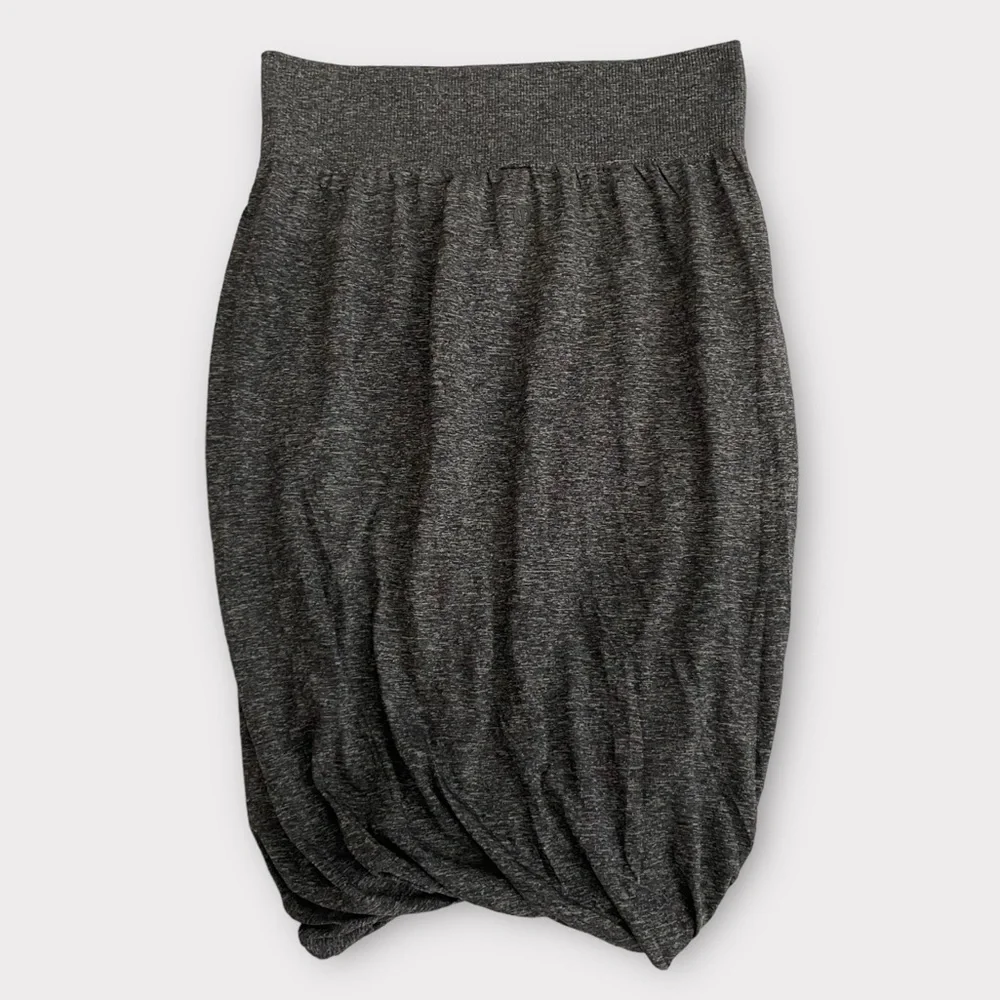 Lululemon Women’s Boulevard Bliss Skirt Size 8 Ruching Grey Stretch Athleisure